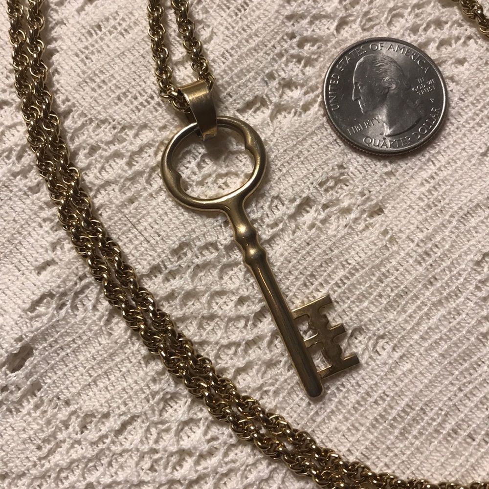 Vintage key necklace with long chain